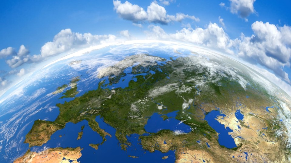 Data o vývoji počasí na Zemi nyní dodávají hlavně meteorologické družice
